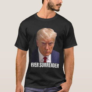 Camiseta Trump Mugshot nunca rinde homenaje a hombres mujer