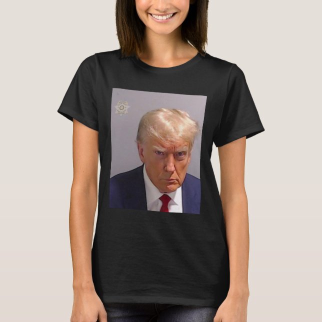 Camiseta Trump Mugshot Tee - Icónico Y Gracioso (Anverso)