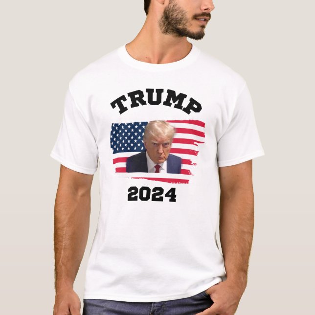 Camiseta Trump Mugshot - Trump 2024 Mugshot Conservative (Anverso)