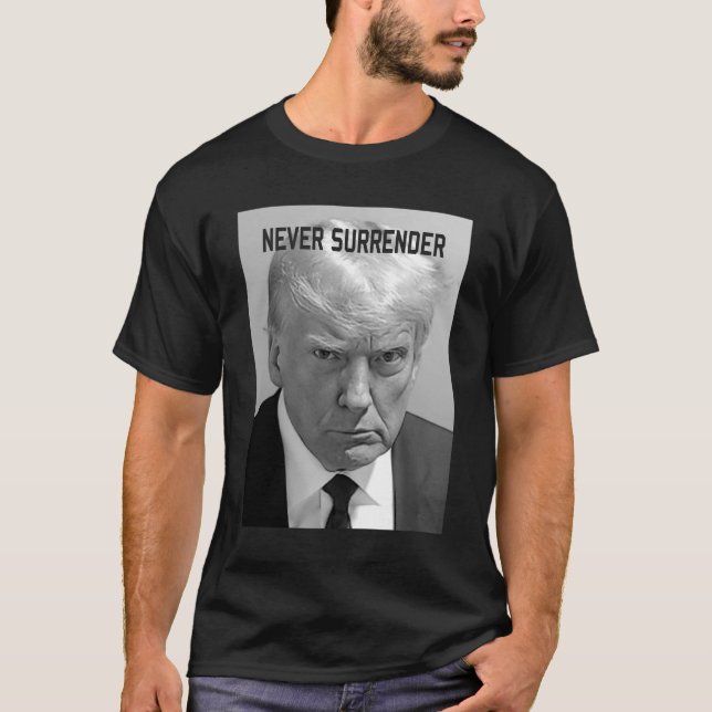 Camiseta Trump sobornó a Donald Trump sin rendirse (Anverso)