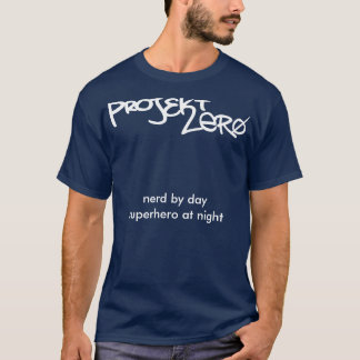 Camiseta tShirtLogo0, empollón por daysuperhero en la noche