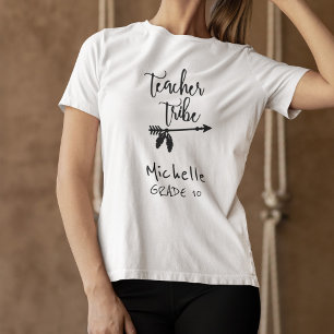 Camiseta Tu nombre de estudiante de escritura tribal