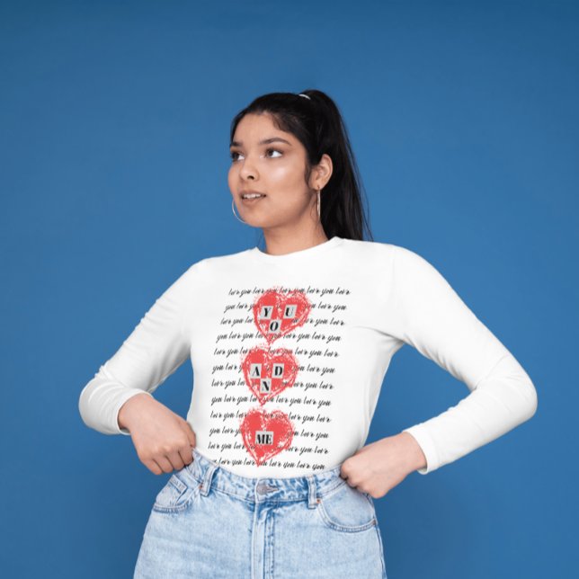 Camiseta Tú Y Yo Te Amo Día de San Valentín (You and Me Love Typography T-shirt. Gift for best friends, couples, Galentine's or Valentine's day.)