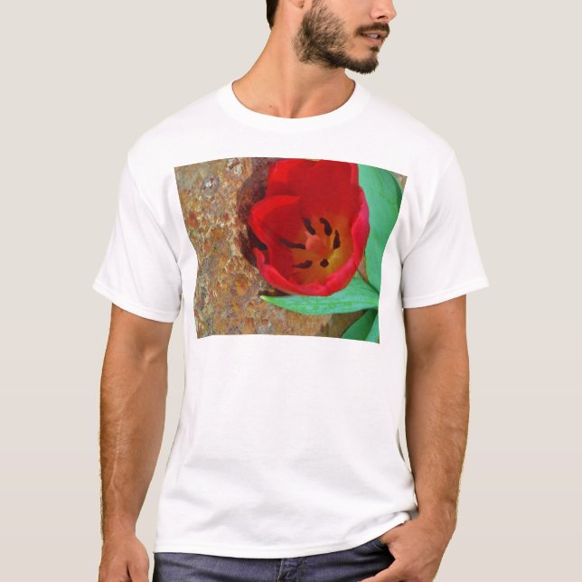 Camiseta Tulipán rojo y amarillo primavera (Anverso)