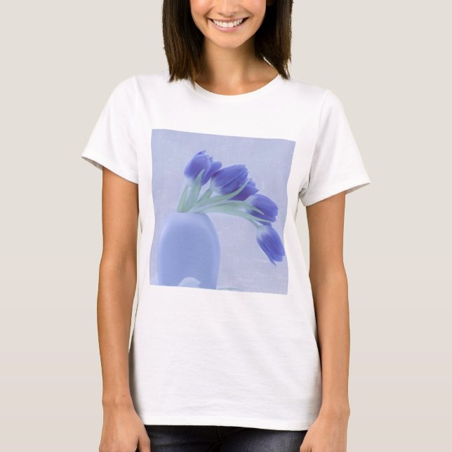 Camiseta Tulipanes azules con vida (Anverso)