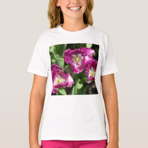 Camiseta Tulipanes morados en el jardín