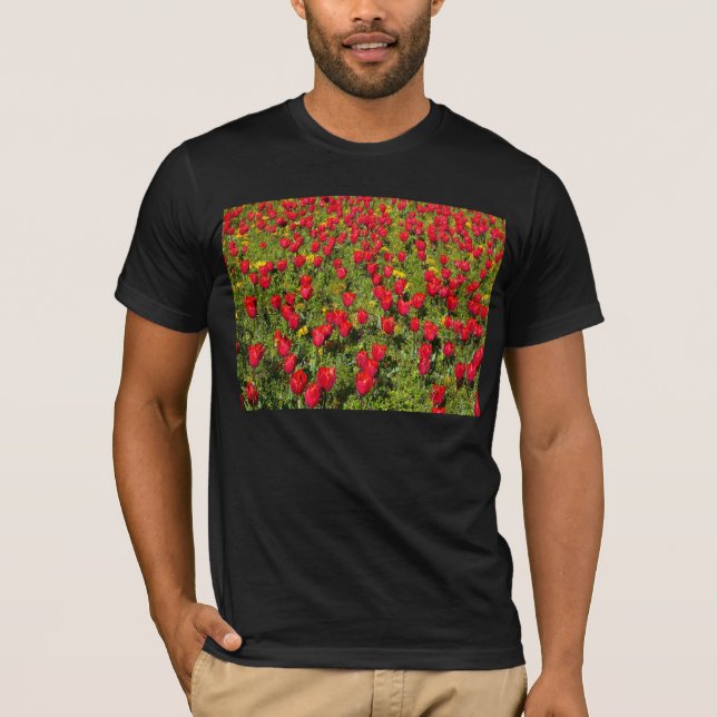Camiseta Tulipanes Rojos (Anverso)