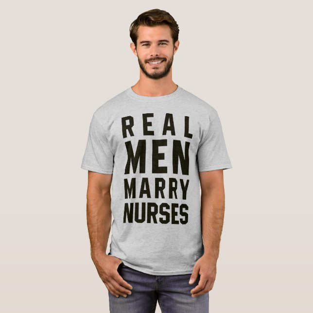Camiseta Tumblr T-Shirt Hombres de verdad se casan con enfe (Anverso completo)