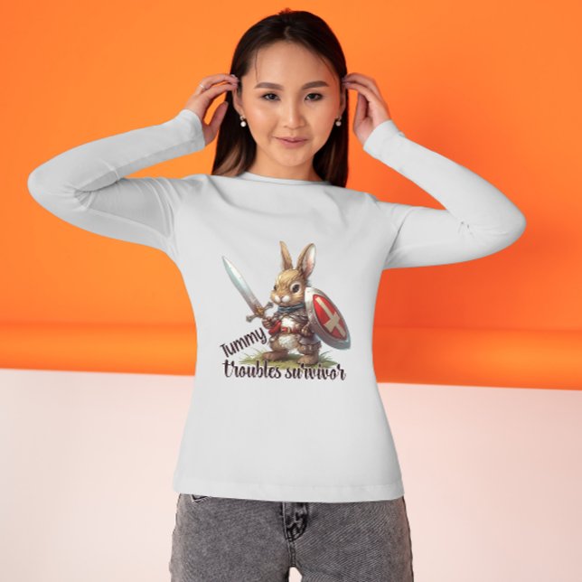 Camiseta Tummy Troubles Survivor – Brave Bunny Edition (Tummy Troubles Survivor – Brave Bunny Edition T-Shirt
)