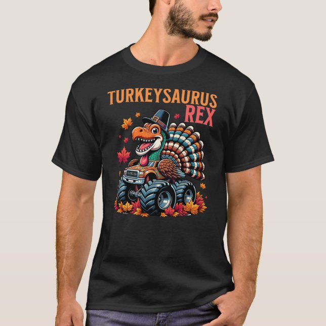 Camiseta TurkeySaurus Dinosaur T Rex Driving Monster Truck  (Anverso)