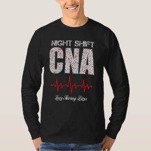 Camiseta Turno de noche CNA amor salvar vidas Heartbeat div