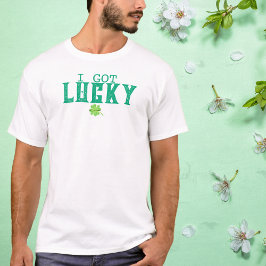 Camiseta Tuve suerte de igualar la invitación de embarazo