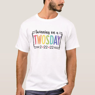 Camiseta Twinning Twosday Tuesday February 22Nd 2022 Twinni
