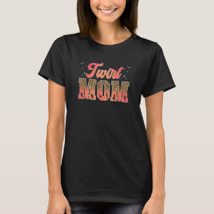 Camiseta Twirl Mom Leopard Baton Twirling Mom Of A Baton Tw