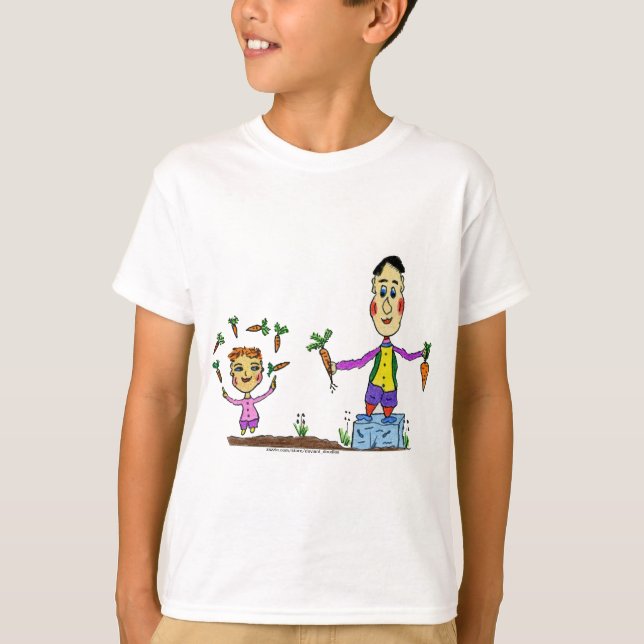 Camiseta Two cartoon characters juggling carrots. (Anverso)