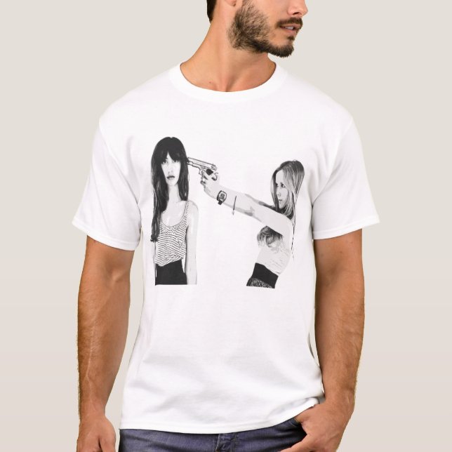 Camiseta two women one gun (Anverso)