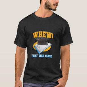 Camiseta Uf Qué Susto    Disfraz de Graduación phD