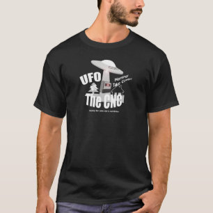 Camiseta UFO contra la máquina del CNC