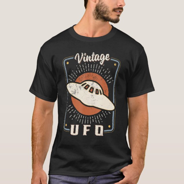 Camiseta UFO Vintage Retro Classic Love (Anverso)