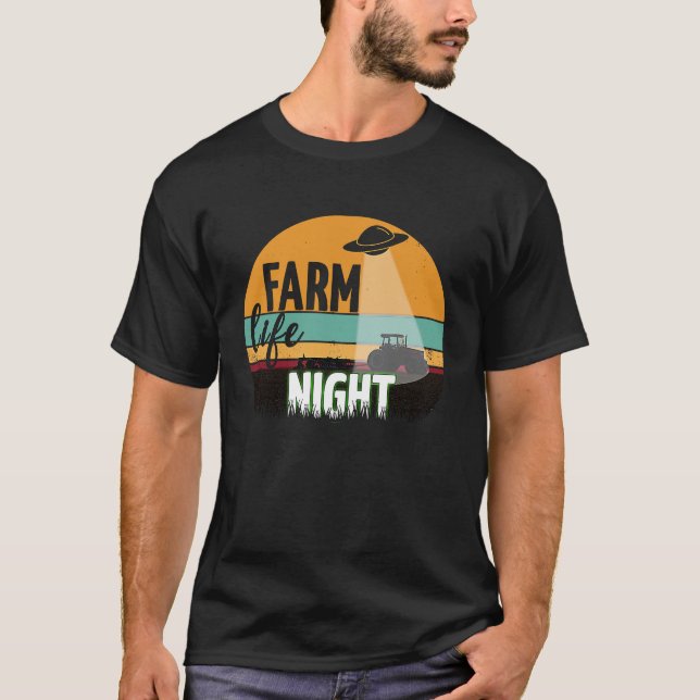 Camiseta UFO Work Farm Life at Night Farming Tractor Farmer (Anverso)