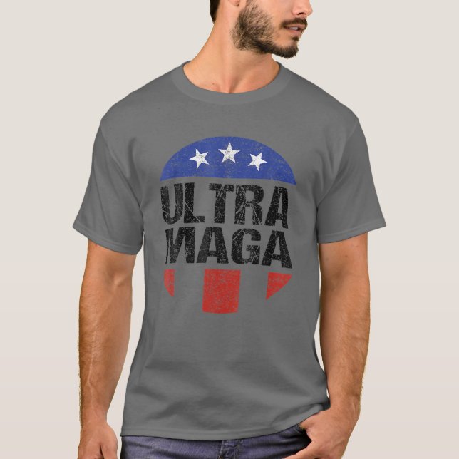 Camiseta Ultra Maga Funny American Flag Lover (Anverso)