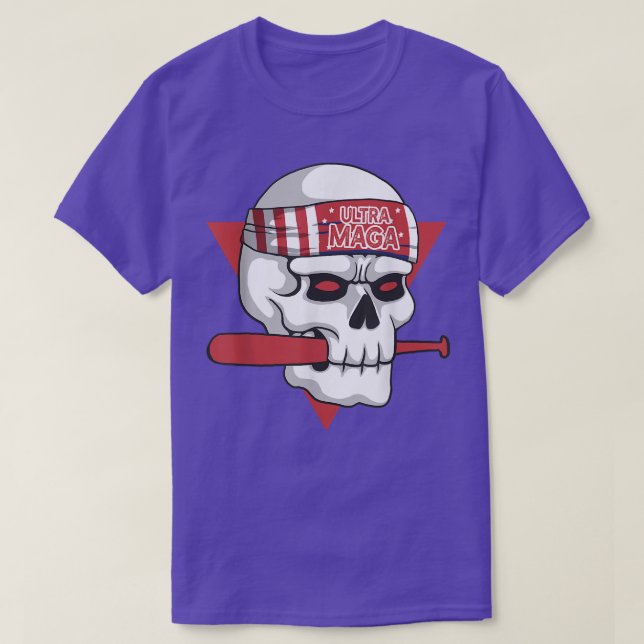 Camiseta ULTRA MAGA Funny Skeleton Patriótico Con USA Banda (Diseño del anverso)