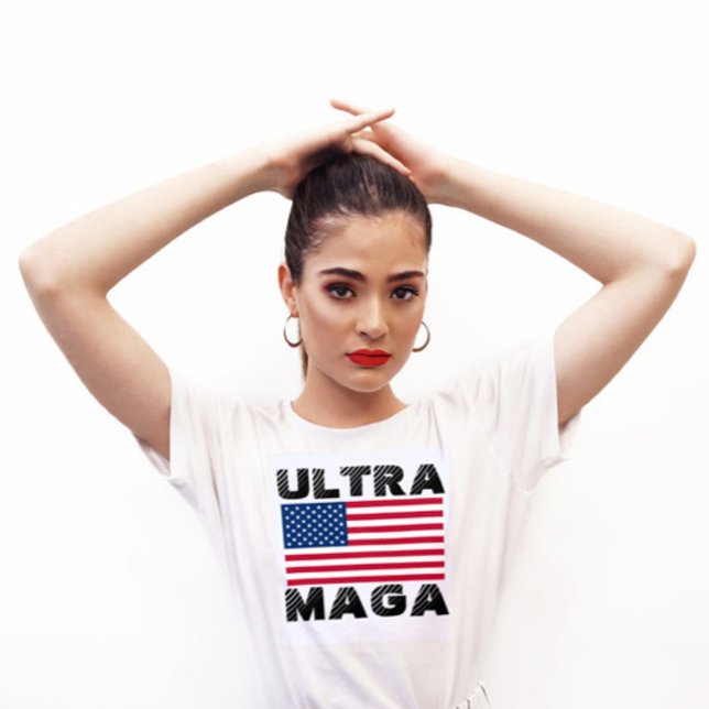 Camiseta ULTRA MAGA TRUMP -CAMISETAS NAVIDADES (Subido por el creador)
