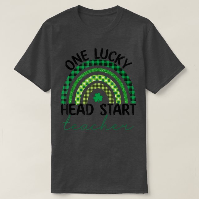 Camiseta Un afortunado maestro inicial arcoiris Patrick Day (Diseño del anverso)