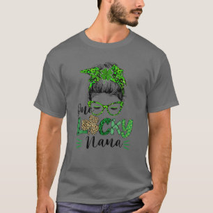 Camiseta Un afortunado Nana St Patricks Day Mamá Abuela Mes