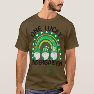 Camiseta Un afortunado profesor de guardería Gnome St Patri