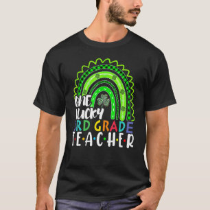 Camiseta Un afortunado profesor de tercer grado Rainbow St