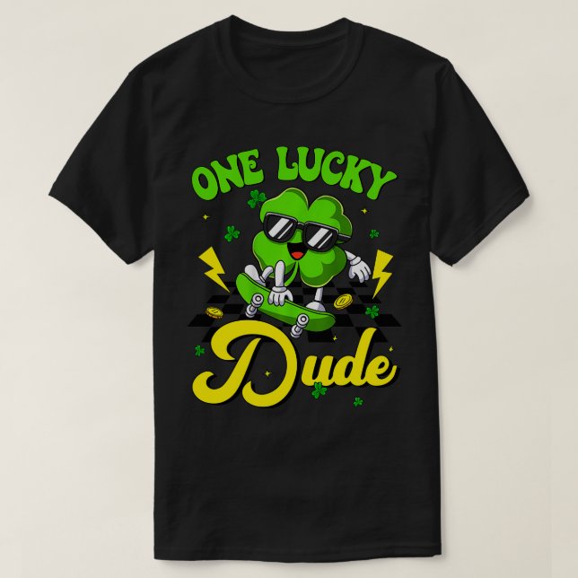 Camiseta Un Amigo Afortunado Gracioso Día De St Patricks (Diseño del anverso)