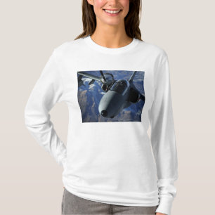 Camiseta Un AMX italiano es reaprovisionado de combustible