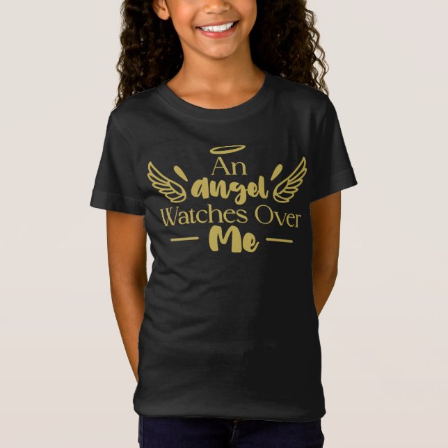 Camiseta Un ángel me cuida (Anverso)