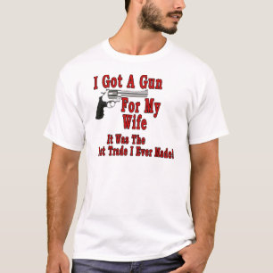 Camiseta Un arma para mi esposa