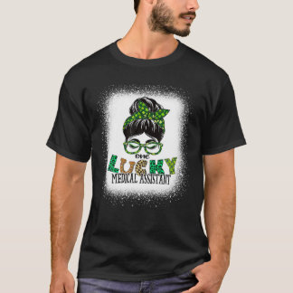 Camiseta Un Asistente Médico Afortunado Blanqueó el Día de