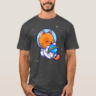Camiseta Un astronauta gato lindo abraza el planeta en un P