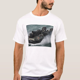 Camiseta Un avión de aterrizaje de la marina estadounidense