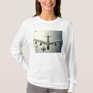 Camiseta Un B-52 Stratofortress en vuelo 2