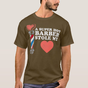 Camiseta Un barbero súper caliente me robó el corazón 2