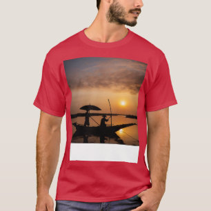 Camiseta Un barco en el delta del Mekong en Vietnam al atar