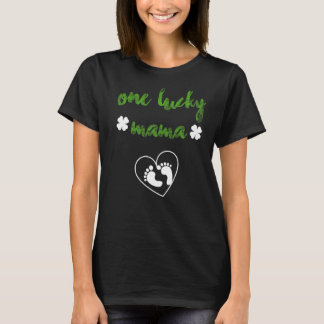 Camiseta Un Bebé Con Suerte Se Designa Para El Embarazo