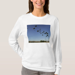 Camiseta Un C-17 Globemaster III 2 de la fuerza aérea de