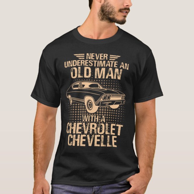 Camiseta Un Chevrolet Chevelle 1968 de un anciano (Anverso)