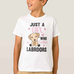 Camiseta Un Chica que ama a los perros labradores