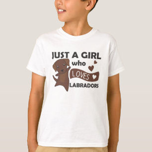 Camiseta Un Chica que ama a los perros labradores