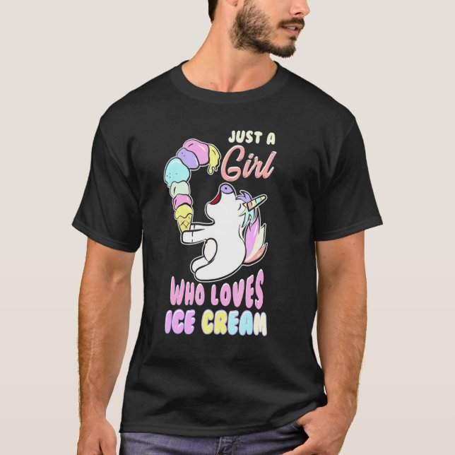 Camiseta Un Chica Que Ama El Helado De Unicornio C (Anverso)