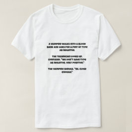Camiseta Un chiste de IA sobre un vampiro