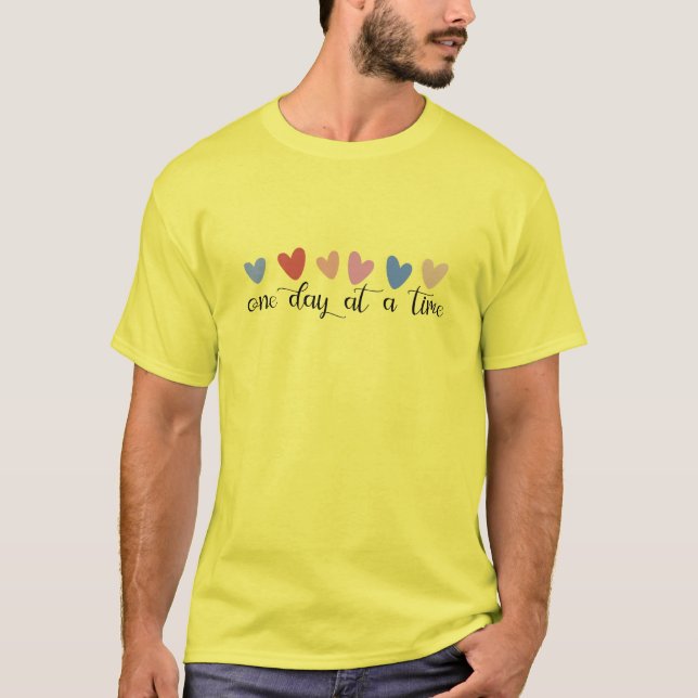 Camiseta Un día a la vez (Anverso)