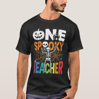 Camiseta Un diseño de Halloween de un profesor espeluznante